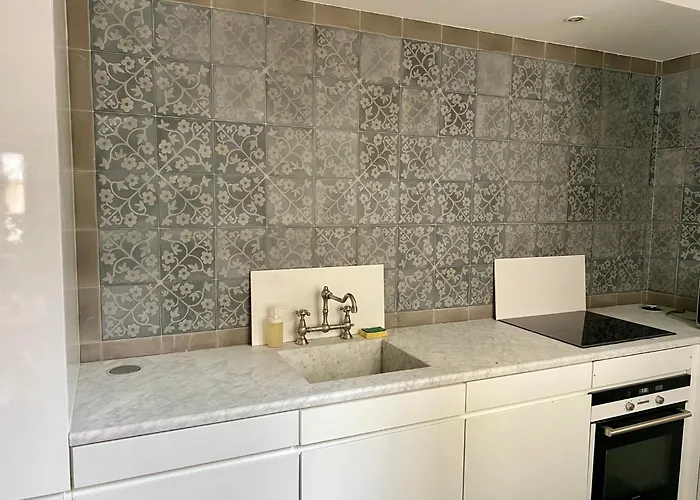 Luxury Marais With Authentic Parisian Flair Apartman *