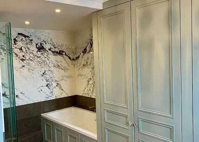 Luxury Marais With Authentic Parisian Flair Apartman *