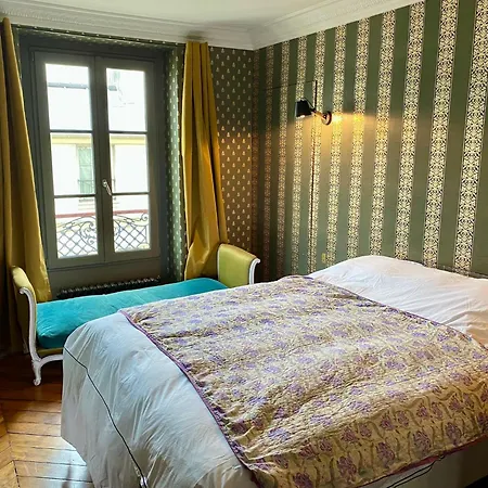 Luxury Marais With Authentic Parisian Flair باريس
